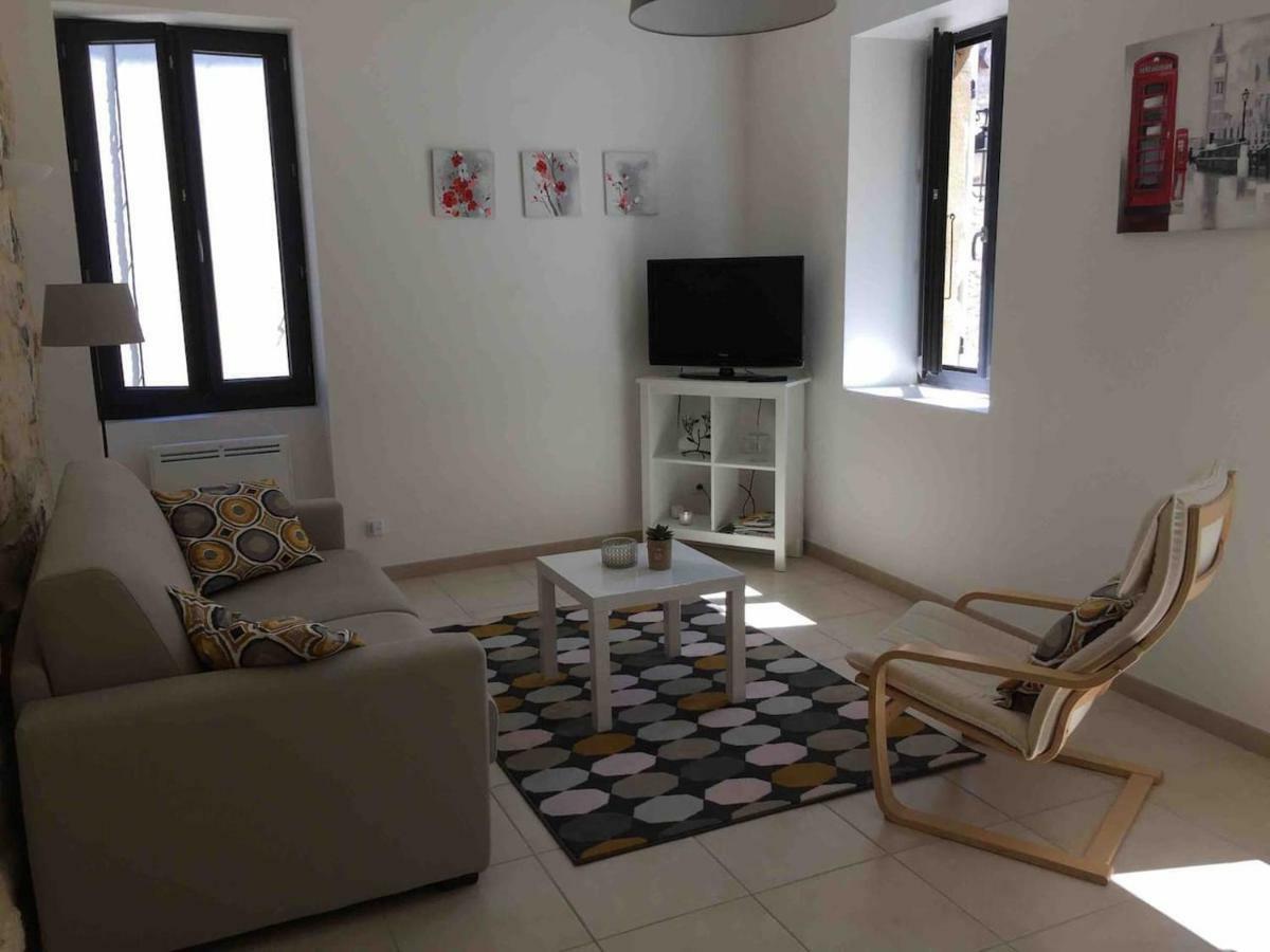 Le 5B Barjac (Gard) Exterior foto